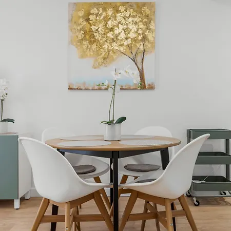 Appartement And Cozy Near The By Costarentals - Ref 117
