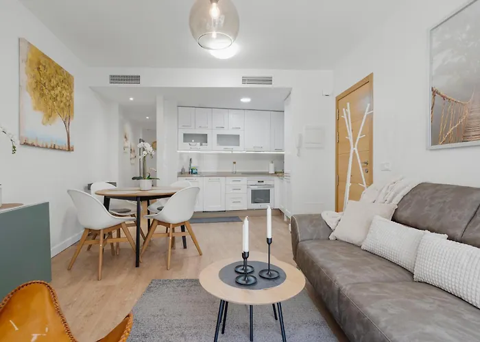 Cozy Near The By Costarentals - Ref 117 *